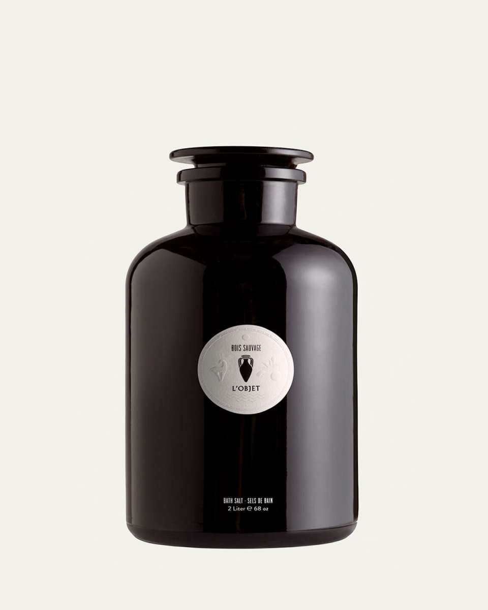 Bois Sauvage Bath Salts, 68 oz.